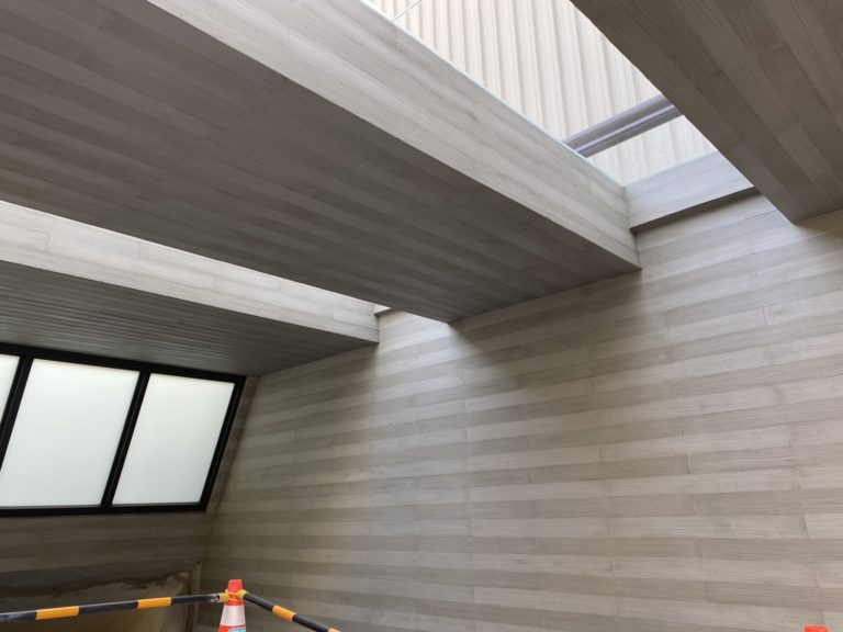 竹蓮街人行地下道-木紋清水模